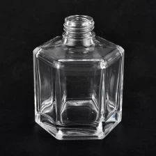 China Frasco de perfume de vidro quadrado de 50 ml fabricante