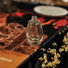 China hot selling 5ml mini clear empty glass perfume bottle manufacturer
