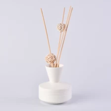 Chine Ceramic Reed Diffuser Bottles Wholesale fabricant