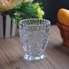 China Clear Embossed flower candle holder fabricante