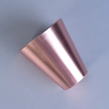 porcelana Colorido mini exvotos de metal cónico vela titulares conjunto fabricante