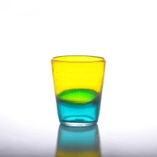 China Benutzerdefinierte einzigartige farbige Recycling-Glas Kerze Glas Großhandel Hersteller