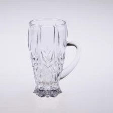 China Engraved beer glass cup with handle fabricante