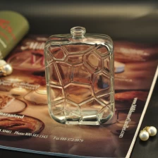 China Fábrica de China do frasco de Perfume de vidro fabricante