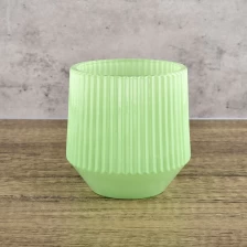 China Green Vertical design glass candle jar 300ml luxury fragrance scented candle holder manufacturer