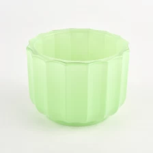 Chiny Zielony wytłoczony szklany świecznik z szerokim ustami producent