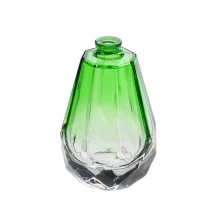 Chine Pulvérisation vert bouteille de parfum fabricant