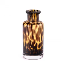 China Hiasan Rumah Elegant Amber Glass Perfume Aroma Reed Botol Penyebar pengilang