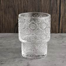 porcelana Vista de vela de vidrio de forma de flores de lujo recién 200 ml con fondo de escalera fabricante