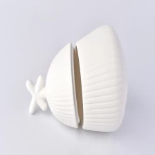 China Suporte de vela cerâmica de listras brancas foscas definidas peças de decoração para casa fabricante