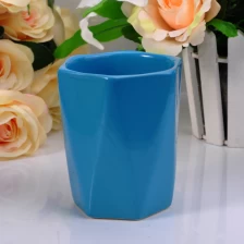 China Nova hexágono chegada vela recipiente de cerâmica fabricante