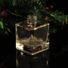China Frasco de perfume de vidro quadrado fabricante