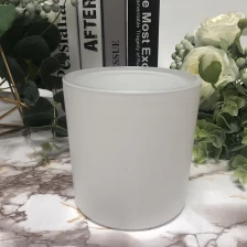 China Zwei Dochte Matte White Glass Candle Jars Hersteller