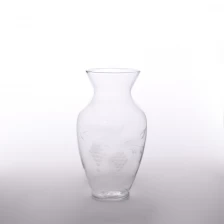 China Unique decorative glass vase manufacturer