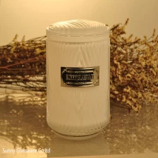 China White Glass Candle Jar Dengan Lids Wholesale pengilang