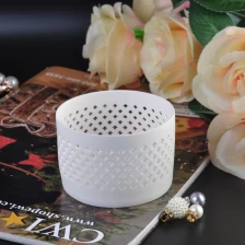 China Branco Hollow- fora Tealight decorativa Castiçal Cerâmica fabricante