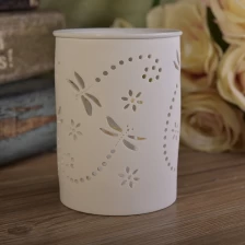 الصين White ceramic candle burner with hellow out dragonfly pattern الصانع