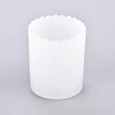 中国 卸売人気のあるカスタマイズされた白い色250mlのガラスキャンドルホルダー メーカー