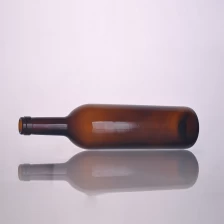 China amber square glass bottle pengilang