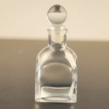 porcelana botella de perfume de cristal con 145ml fabricante