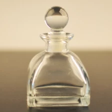 China glass perfume bottle with round lid manufacturer