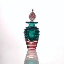 中国 蓋付きの緑色のガラスの香水瓶 メーカー