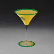 Chine peinte verre à martini à la main fabricant