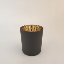 China Vaso de vela de vidro preto fosco com ouro dentro fabricante