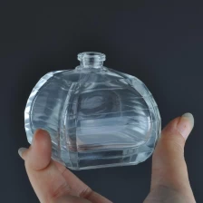 中国 70毫升花纹玻璃香水瓶 制造商