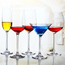 Cina 07 bicchieri da vino colorati economici produttore