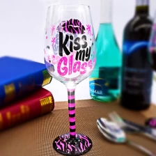 China China fabricante copos de vinho pintura fornecedor pintados à mão de vidro e divertidos copos de vinho fabricante