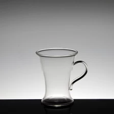 China Hoge borosilicaat glas thee beker met handvat china fabrikant fabrikant