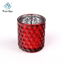 China Cilindro vermelho 10OZ Diamond Pattern Candlestick Holder Supplier fabricante
