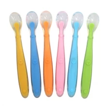 porcelana Baby Spoons Soft Silicone Baby Spoon Set for Feeding fabricante