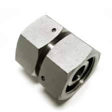 China 3C straight tube adapters with swivel nut fabricante