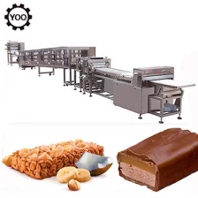 Chine Chaîne de production en gros de Snicker, barre automatique de snicker de casse-croûte formant la ligne fabricant