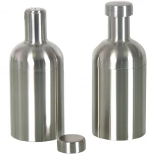 China Bottle-shaped salt and pepper mill sets manufacturer