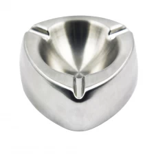 China Triangle Stainless steel Fashionable ashtray EB-A11 manufacturer