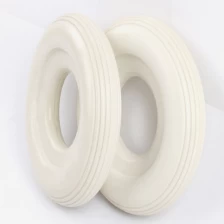 porcelana Popular poliuretano ecológico neumáticos macizos 2015 PU hermosa banda de rodadura del neumático fabricante