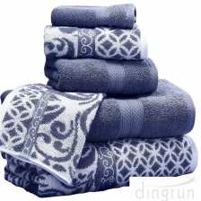 China Yarn Dyed Cotton Jacquard Towel Set manufacturer