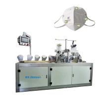 China Volautomatische KN95 masker oorlus lasmachine voor het masker klaar voor verzending fabrikant