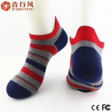 China China professionele sokken fabriek, groothandel aangepaste zachte gestreepte katoen ankle sokken fabrikant