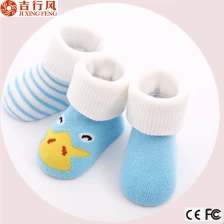 中国 新设计的漂亮针织可爱舒适的动物 3D 宝宝棉袜子，定制设计 制造商