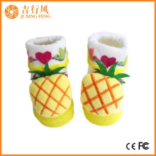 Chine chaussettes de coton mignon bébé fabricants en gros chaussettes de coton personnalisé bébé 3D fabricant