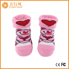 China algodão dos desenhos animados meias recém-nascidas fábrica atacado personalizado meias do bebê do divertimento fabricante