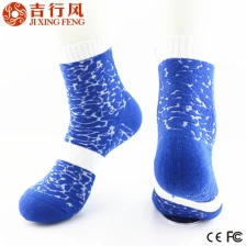 porcelana personalizada patrón individual de rendimiento atlético masculino Elite calcetines de baloncesto fabricante