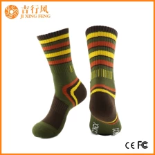 Китай мода вязаные спортивные носки производитель оптовая продажа хлопка сжатия спортивные носки производителя