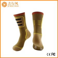 China fashion knitted sport sock suppliers China custom sports mens basketball socks manufacturer