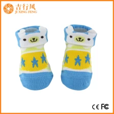China bebê divertido meias fornecedores China atacado andar meias de bebê fabricante