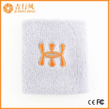 Chine sports towel wrist suppliers and manufacturers wholesale custom sport wristband fabricant